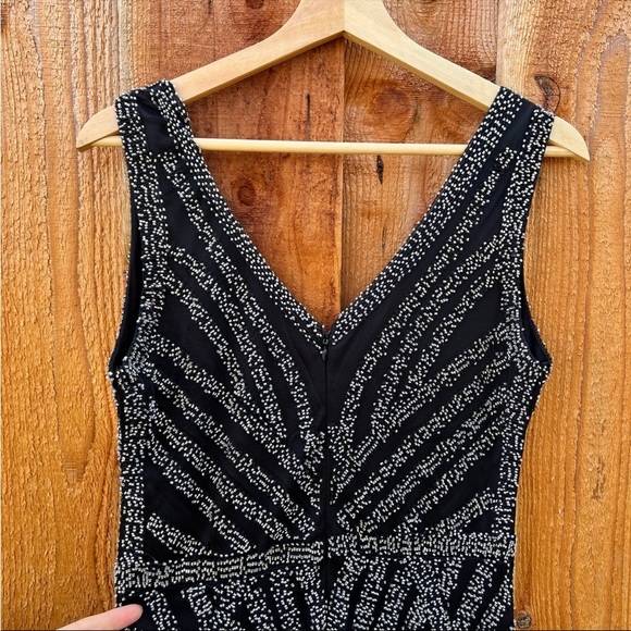 Black and Silver Art-Deco Beaded Sleeveless Romper 🌿 - Picture 9 of 10